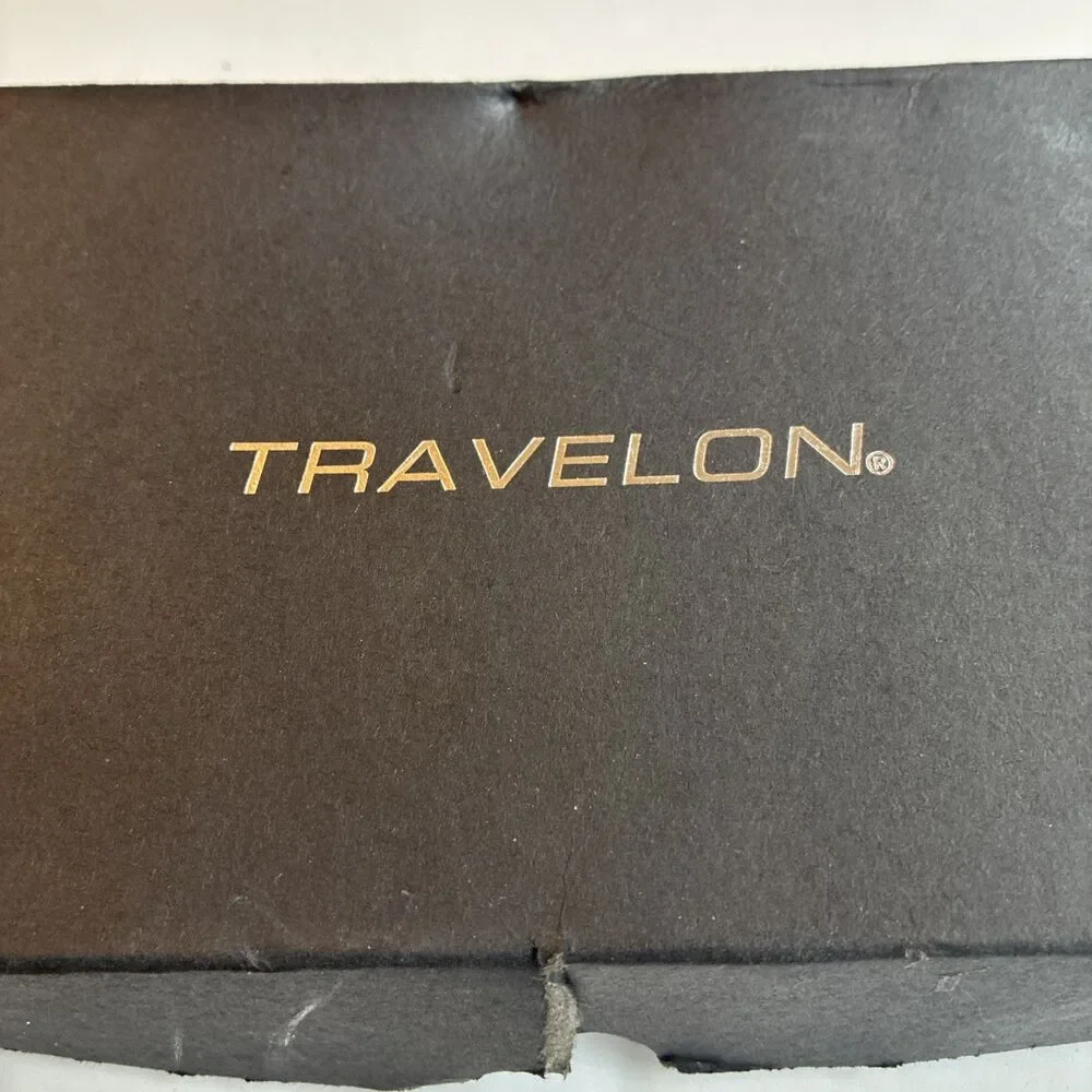 Travelon Wallet RFID Blocking Anti Theft Safe ID Deep Red /Beige Brand New